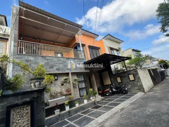 Dijual Rumah 3 Lantai di Taman Mumbul, Bali