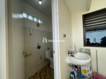 Dijual Rumah 3 Lantai di Taman Ratu Indah, Jakarta Barat