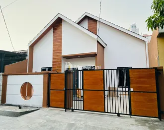 Dijual Rumah Baru Asri Nyaman Sirkulasi Baik di Kota Harapan Indah