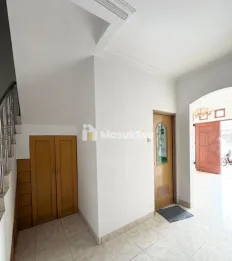 Dijual rumah besar bagus dengan hadap selatan di Sunter Lantana Jakarta Uta