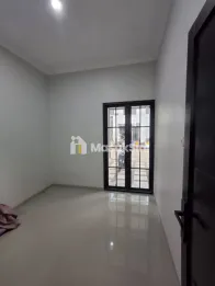 DIJUAL RUMAH DENGAN DESAIN MODERN MINIMALIS BERADA DI DAERAH STRATEGIS