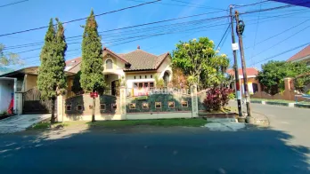 DIJUAL Rumah di. Daerah Swjjr 1 poros jalan besar  Sawojajar Malang