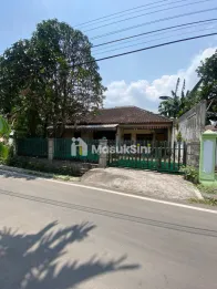 DIJUAL RUMAH HITUNG TANAH LOKASI SULFAT KOTA
