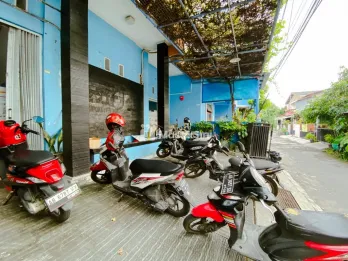 DIJUAL RUMAH KANTOR DAN ISINYA DI SETURAN