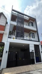 DIJUAL RUMAH KOST EKSCLUSIVE  LOKASI JALAN SOEKARNO HATTA , KOTA MALANG