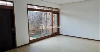 Dijual Rumah Lebar di Mampang Prapatan, Jakarta Selatan