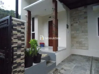DIJUAL RUMAH LOKASI JL DIPONEGORO KOTA BATU
