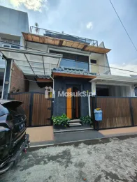 DIJUAL RUMAH LOKASI TAMAN SULFAT KOTA MALANG