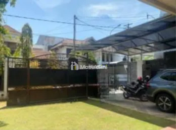 Dijual Rumah Luas di Kertajaya Indah, Surabaya