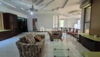 Dijual Rumah Luas di Kertajaya Indah, Surabaya