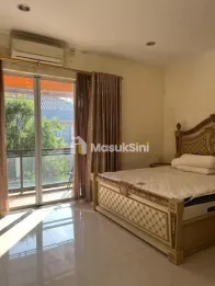 Dijual Rumah Mewah di Perumahan Lotus Garden, Kota Bekasi