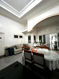 DIJUAL RUMAH MEWAH LOKASI PERMATA JINGGA SUHAT KOTA MALANG