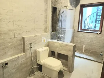 Dijual Rumah One Gate Jl Imam Bonjol Dkt Sunset Road Kuta Bali