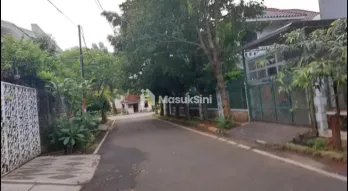 Dijual Rumah SHM di Komplek Billymoon, Jakarta Timur