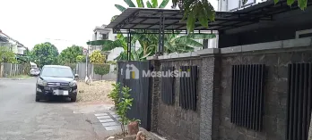 Dijual rumah siaphuni di Taman Modern Jakarta Timur