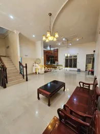 Dijual Villa di Komplek Glugur Indah Jalan KL Yos Sudarso Kondisi Siap Huni