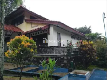 Dijual Villa Luas di Jalan Villa, Kabupaten Bogor