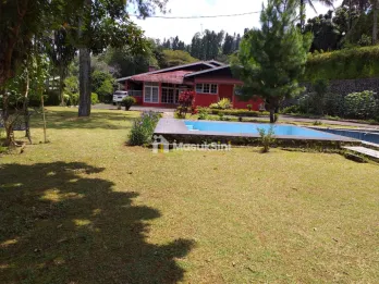 Dijual Villa Sangat Luas di Megamendung, Kabupaten Bogor