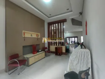Dijual Villa Siap Huni di Komplek Cemara Asri Jalan Bangau - Medan