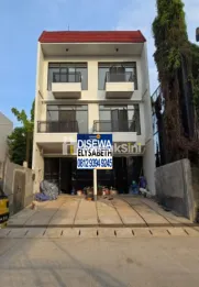 Disewakan Ruko Brand New, 3 lantai, Strategis, Bebas Banjir, BCS Kelapa Gad