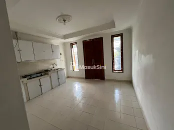 Disewakan Ruko cocok untuk Toko, Kantor, Klinik, atau Salon