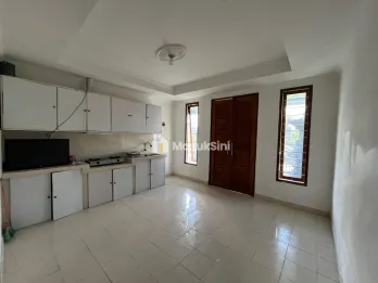 Disewakan Ruko cocok untuk Toko, Kantor, Klinik, atau Salon