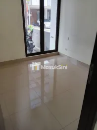Disewakan rumah murah 2lantai di Cluster Shinano Jakarta Garden City