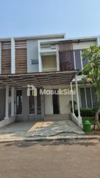 Disewakan rumah murah 2lantai di Cluster Yarra Jakarta Garden City
