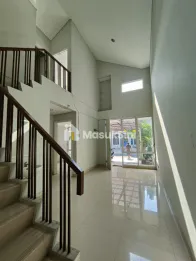 Disewakan rumah murah 2lantai di Cluster Yarra Jakarta Garden City