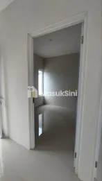 HUNIAN HARGABTERJANGKAU LOKASI KARANGPLOSO