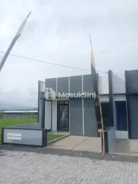 HUNIAN KONSEP MODERN LOKASI DEKAT SMAN 1