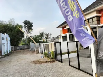 HUNIAN MODERN MINIMALIS DEKAT PUSAT KESEHATAN