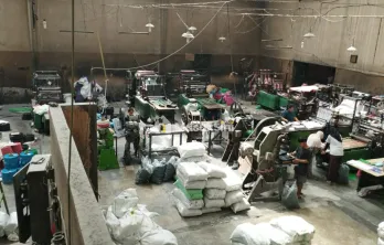 Jual Pabrik Plastik Aktif Strategis di Daerah Mojosongo Kota Solo