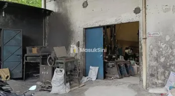 Jual Pabrik Plastik Aktif Strategis di Daerah Mojosongo Kota Solo