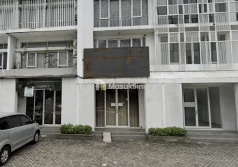Jual Ruko Bagus di Area Perukoan Dian Istana Kota Surabaya