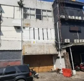 Jual Ruko Kosong 3 Lantai di Jalan Manyar Kertoarjo Kota Surabaya