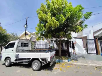 Jual Rumah 2 Lantai di Kawasan Baruk Barat Kota Surabaya