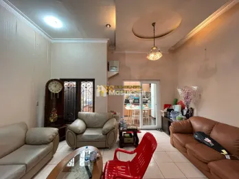 Jual Rumah 2,5 Tingkat di Komplek Cemara Asri - Medan Jalan Nangka