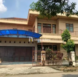 Jual Rumah Bagus 2 Lantai di Taman Widya Asri Kota Serang