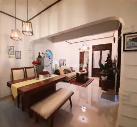 Jual Rumah Bagus Luas di Jalan Haji Amsar Kota Jakarta Selatan