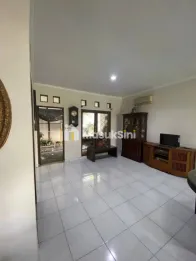 Jual Rumah Bagus Siap Dihuni di Jalan Babatan Pratama Surabaya