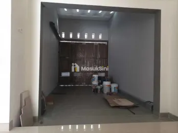 Jual Rumah Bagus Siap Dihuni di Manyar Tirtomoyo Surabaya