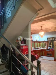 Jual Rumah BU Strategis posisi Hoek Antapani Bandung.