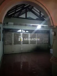 Jual Rumah BU Strategis posisi Hoek Antapani Bandung.