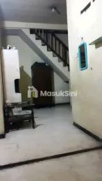 Jual Rumah Cocok Untuk Usaha di Barata Jaya Surabaya Strategis