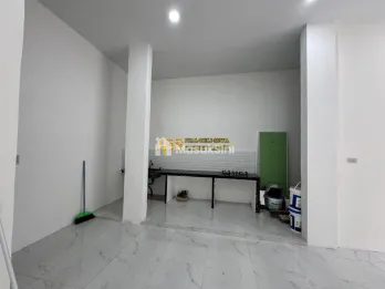 Jual Rumah Hook 2,5 Tingkat di Komplek Hobbit Palace Jalan Kerambik - Medan
