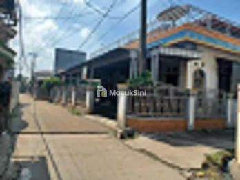 Jual Rumah + Kontrakan Strategis Dekat Stasiun Cibitung Bekasi KPR atau Cas