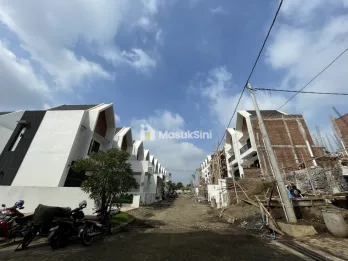 Jual Rumah Kost Malang Dekat Kampus – Investasi Aman & Poten