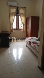 Jual Rumah Kost Shm 2 Lantai di Jalan Siwalankerto Surabaya