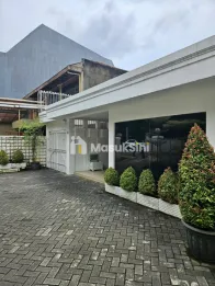 Jual Rumah Luas Strategis di Jalan Suryo Senopati Kota Jakarta Selatan